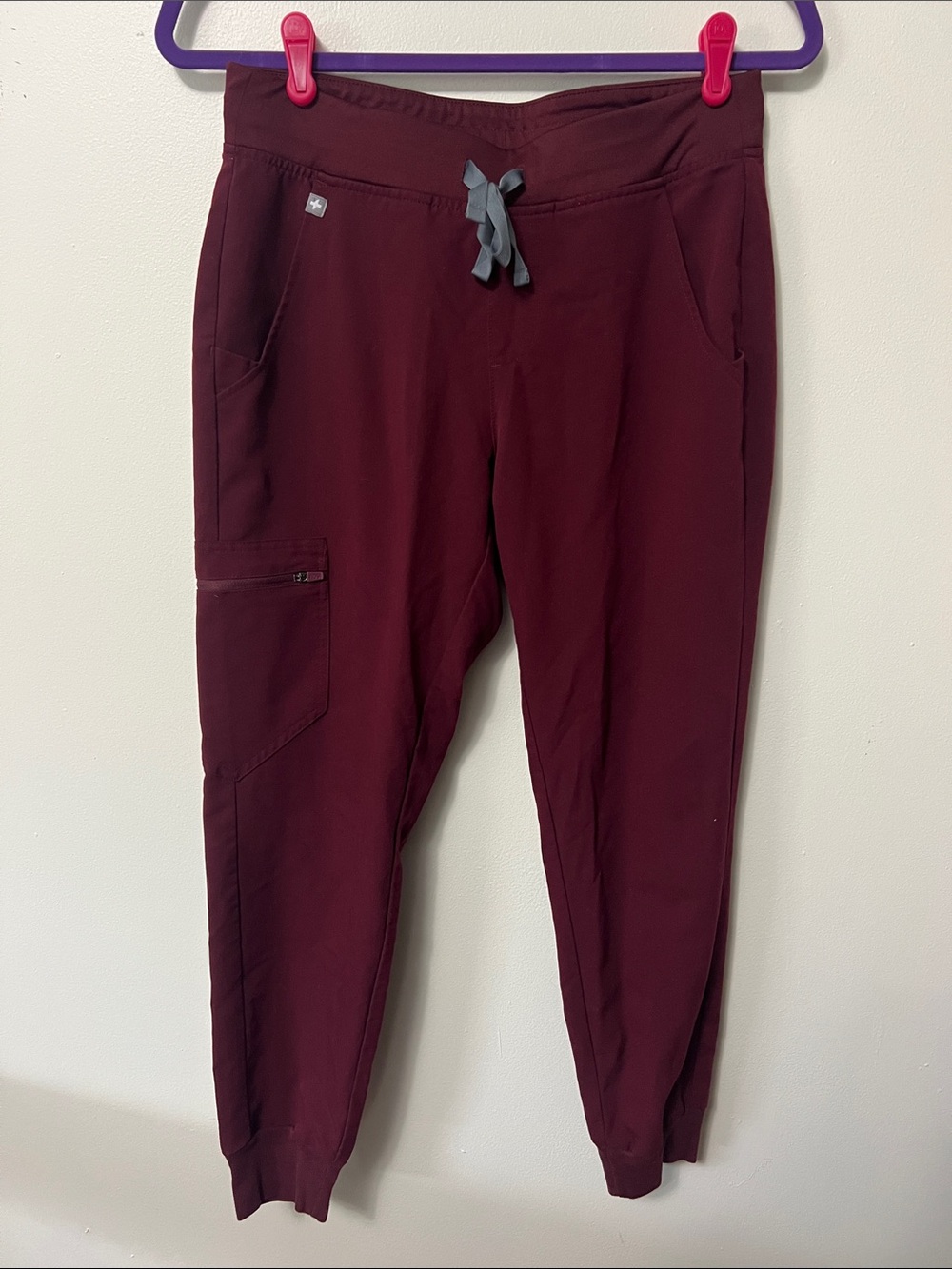 Figs Women's Burgundy Jogger Scrub Pants